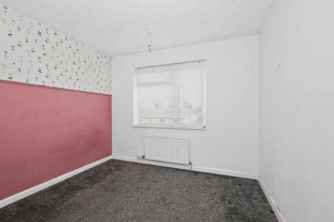 48 Swanstree Avenue, Sittingbourne, Kent, ME10 4NL 8
