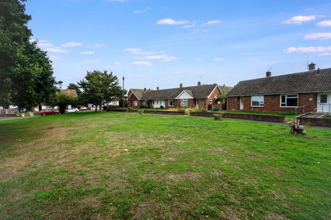 67 Oak Lane, Upchurch, Kent, ME9 7AY 69