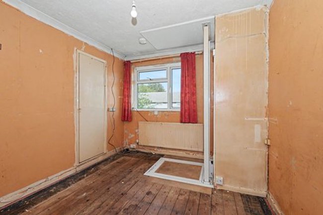 5 St Nicholas Road, Faversham, Kent, ME13 7PG 6