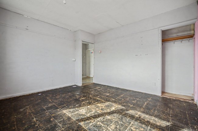 Flat 235 St Georges Avenue, Sheerness, ME12 1ET 7