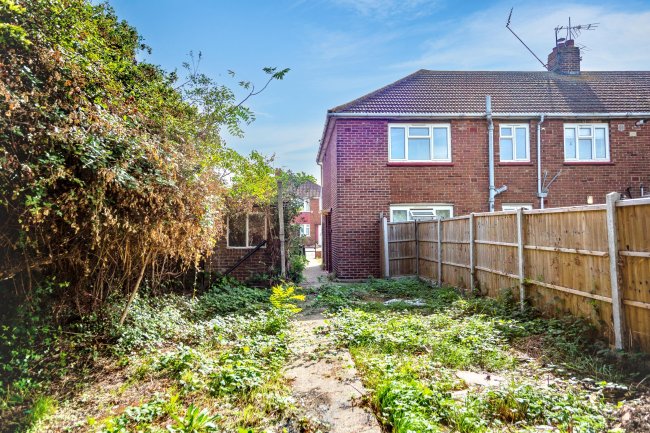 Flat 235 St Georges Avenue, Sheerness, ME12 1ET 7
