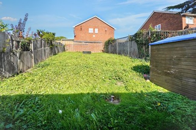 2 Upper Balcomb Mews, Millmeads, Margate, CT9 3YN 47