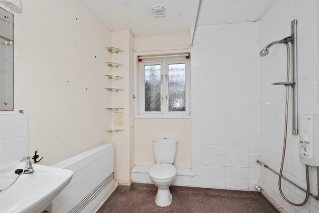2 Upper Balcomb Mews, Millmeads, Margate, CT9 3YN 47