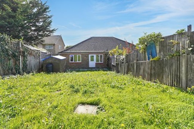2 Upper Balcomb Mews, Millmeads, Margate, CT9 3YN 47