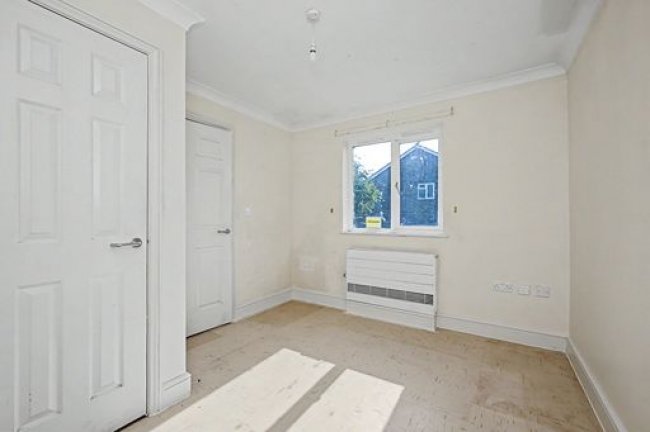 2 Upper Balcomb Mews, Millmeads, Margate, CT9 3YN 47