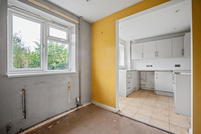 66 Diligent Drive, Milton Regis, Kent, ME10 2LQ 6