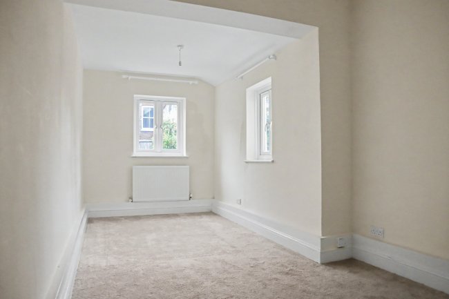 Flat 1, 39 Dafforne Road, Tooting, London SW17 8TY 18