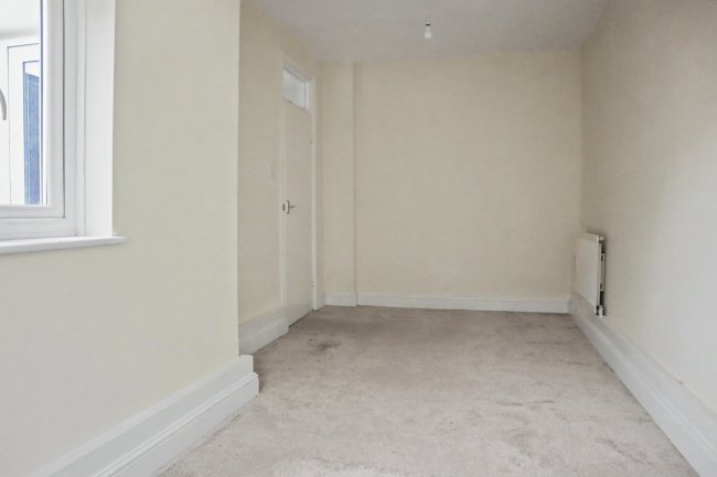 Flat 1, 39 Dafforne Road, Tooting, London SW17 8TY 18