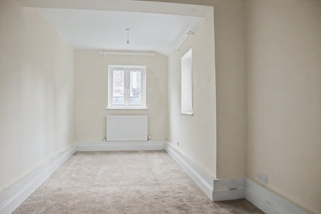 Flat 1, 39 Dafforne Road, Tooting, London SW17 8TY 18