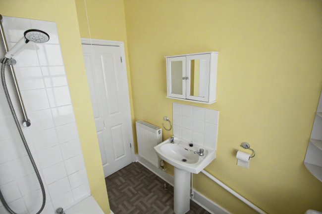 Flat 3, 42 Hove Park Villas, Hove, BN3 6HG 12
