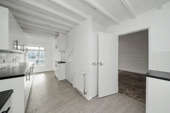 113 Queensway, Brighton, East Sussex, BN2 0FB 34