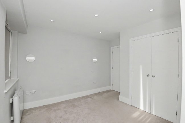 Flat 10, 21 Marlow Road, Maidenhead, Berkshire, SL6 7AA 41