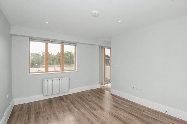 Flat 10, 21 Marlow Road, Maidenhead, Berkshire, SL6 7AA 41