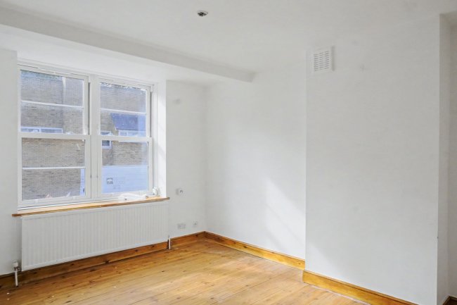 Flat 1 Winterbourne House, Portland Road, London, W11 4LS 3