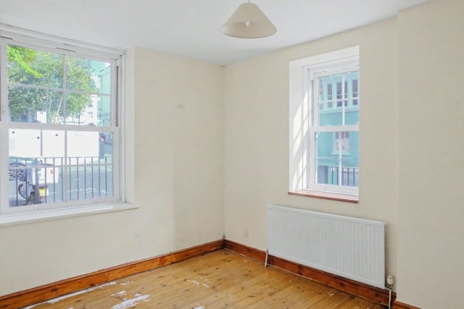 Flat 1 Winterbourne House, Portland Road, London, W11 4LS 3