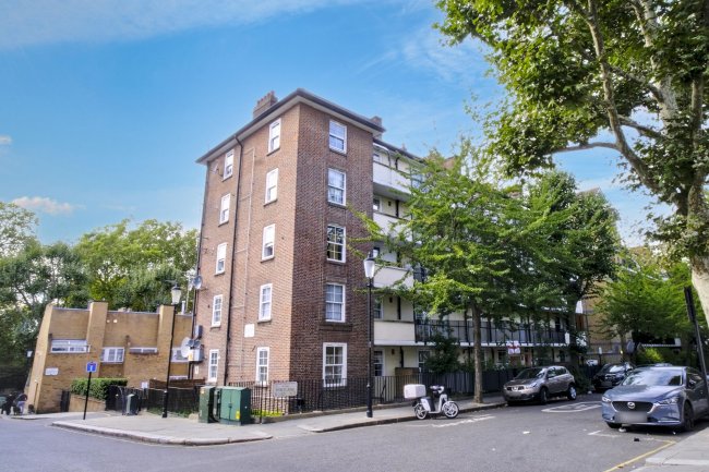 Flat 1 Winterbourne House, Portland Road, London, W11 4LS 3