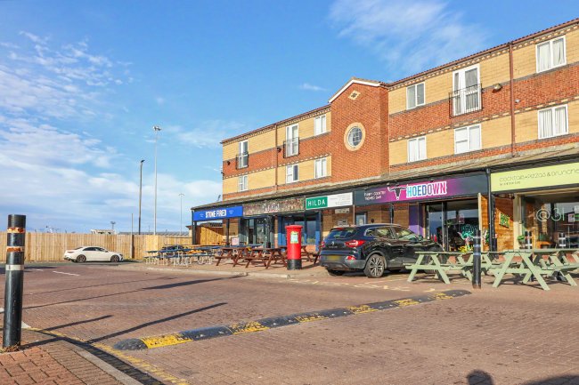 34 Navigation Point, Harlepool, TS24 0UJ 4
