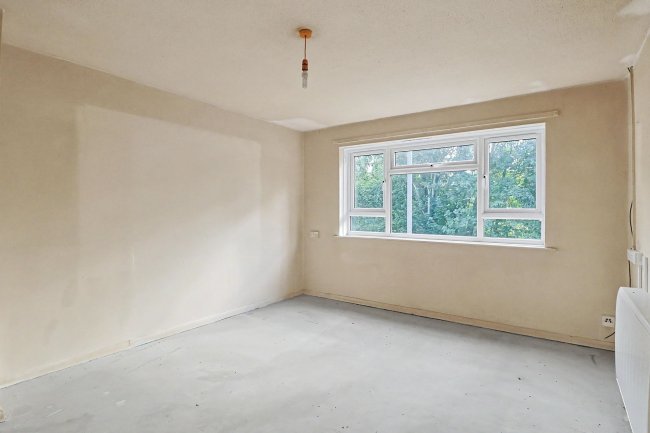 176 Park Street, Yeovil, BA20 1QT 2