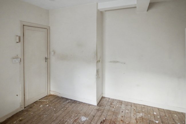 144 Marine Court, St. Leonards-on-Sea, East Sussex TN38 0DZ 1