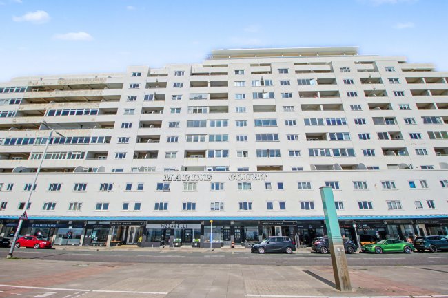 144 Marine Court, St. Leonards-on-Sea, East Sussex TN38 0DZ 1