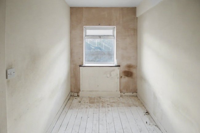 144 Marine Court, St. Leonards-on-Sea, East Sussex TN38 0DZ 1
