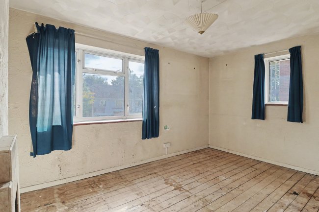 110 Kent Road, Southampton, Hampshire, SO17 2LG 3
