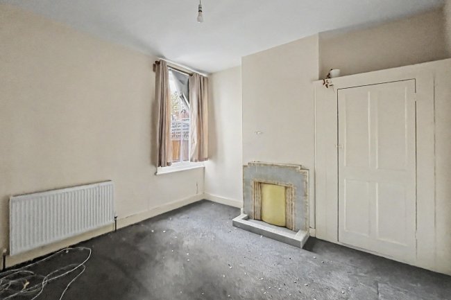 122 & 124 Tranmere Road, Earlsfield, London SW18 3QT 5