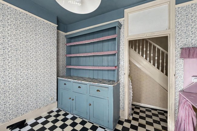 16a Replingham Road, Southfields, London SW18 5LS 8