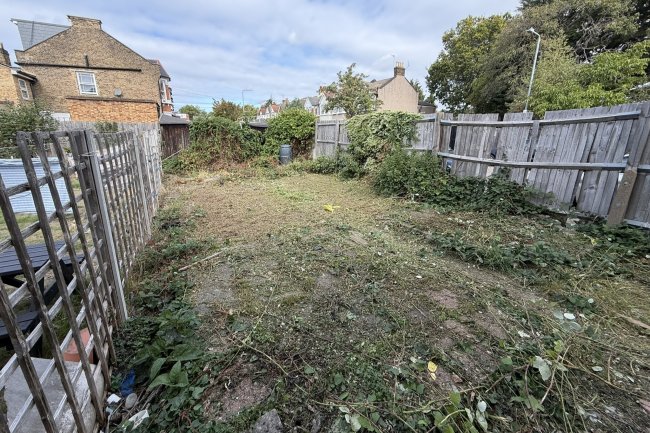 171A Coventry Road, Ilford, IG1 4RD 70