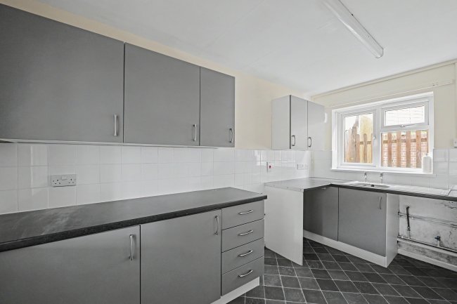 103 Feltham Drive, Frome, Somerset, BA11 5AH 7