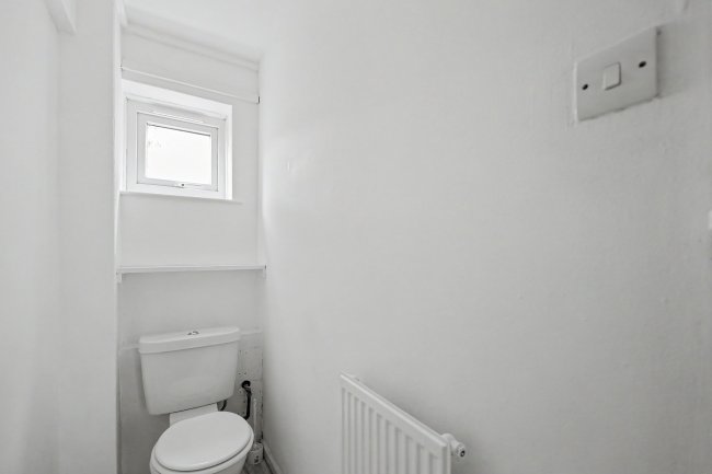103 Feltham Drive, Frome, Somerset, BA11 5AH 7