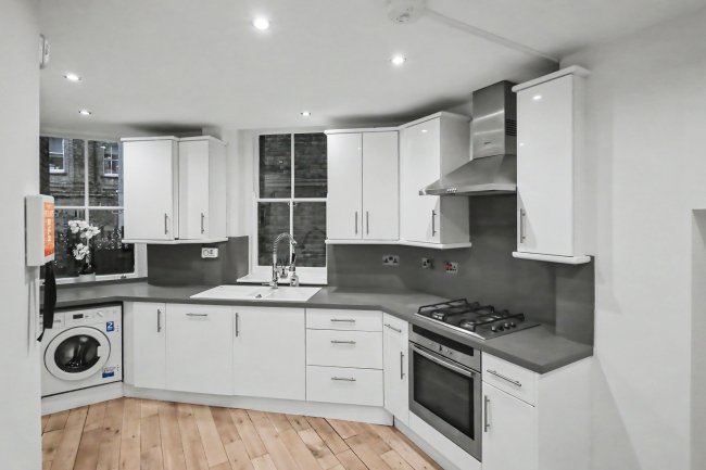 87 Clarence Gate Gardens, Glentworth Street, Marylebone, London NW1 6QP 10