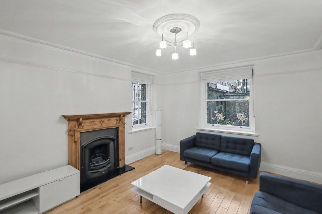 87 Clarence Gate Gardens, Glentworth Street, Marylebone, London NW1 6QP 10