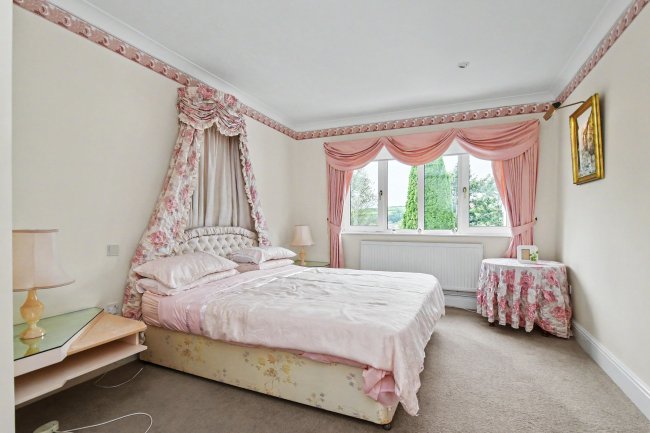 99 Bronallt Road, Hendy, Pontardulais, SA4 0UD 41