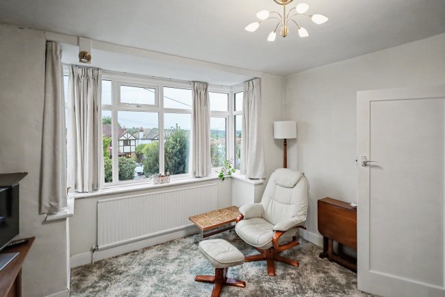 99 Glentrammon Road, Green Street Green, Orpington, Kent, BR6 6DQ 4