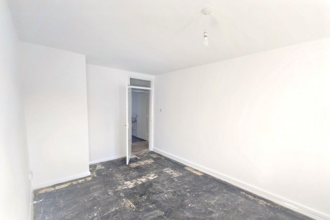 64 Stepstairs Lane, Cirencester, Gloucestershire, GL7 1LA 92