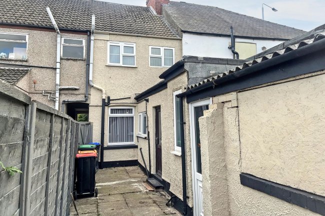 5 Mansfield Road, Sutton-In-Ashfield, Nottinghamshire, NG17 4EL 10
