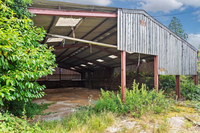 Westpark Villa The Old Dairy and West Park Farm Buildings, New Chapel, Surrey RH7 6HT 11