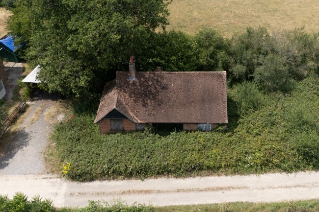 Westpark Villa The Old Dairy and West Park Farm Buildings, New Chapel, Surrey RH7 6HT 11