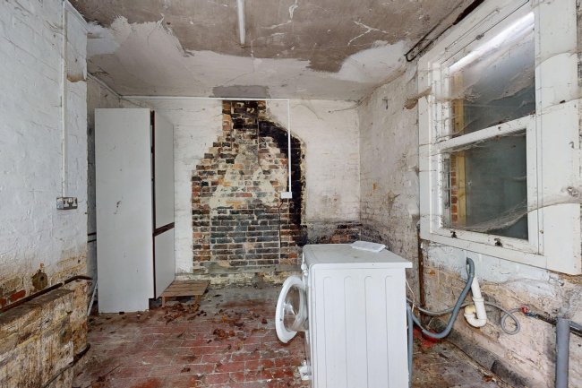 Westpark Villa The Old Dairy and West Park Farm Buildings, New Chapel, Surrey RH7 6HT 11