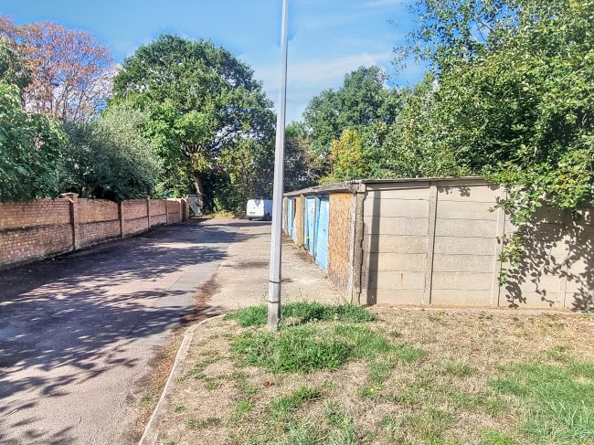 Land and Garages at Seafield Road, London N11 2EU 2