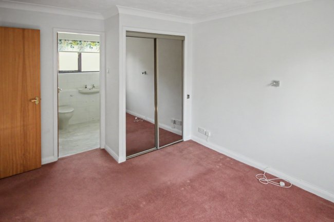 1 Spindlewood Drive, Bexhill-on-Sea, East Sussex, TN39 4RR 15