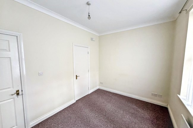 Flat 3 Melcombe Court, Melcombe Avenue, Weymouth, Dorset, DT4 7TH 74