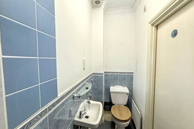 Flat 3 Melcombe Court, Melcombe Avenue, Weymouth, Dorset, DT4 7TH 74
