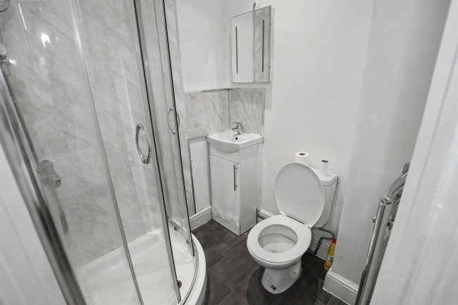 17 Charnwood Street, Derby, DE1 2GU 2