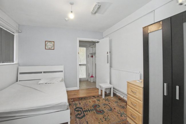17 Charnwood Street, Derby, DE1 2GU 2