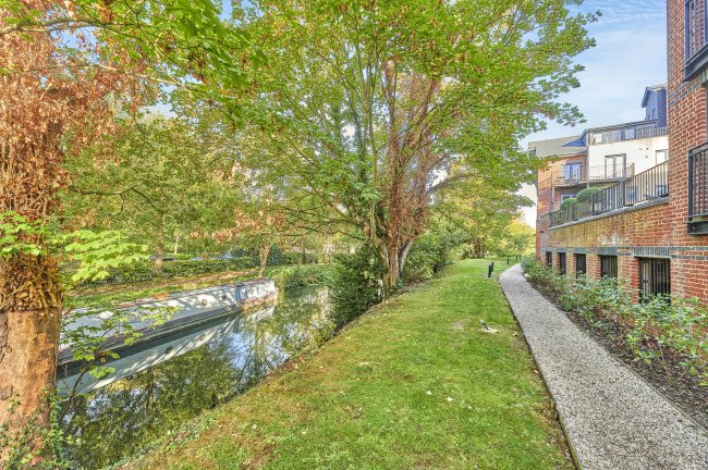 69 Tanners Wharf, Bishops Stortford, CM23 3FE 4