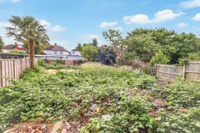 58 Ladywood Road, Surbiton, KT6 7PD 22