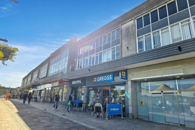 32 Market Square, Shipley, BD18 3QJ 3