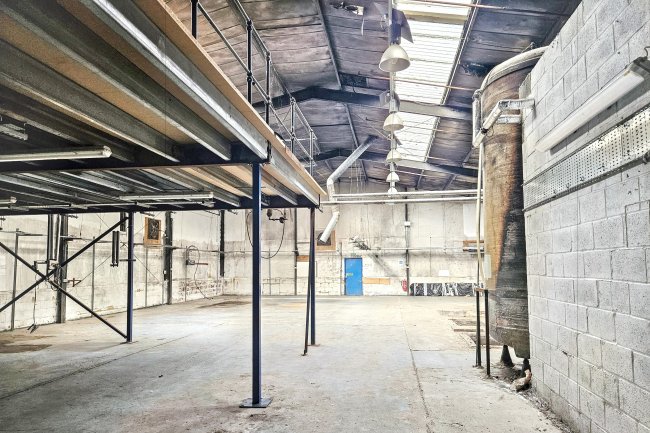 12 Mill Lane Industrial Estate, Caker Stream Road, Alton, GU34 2QA 6